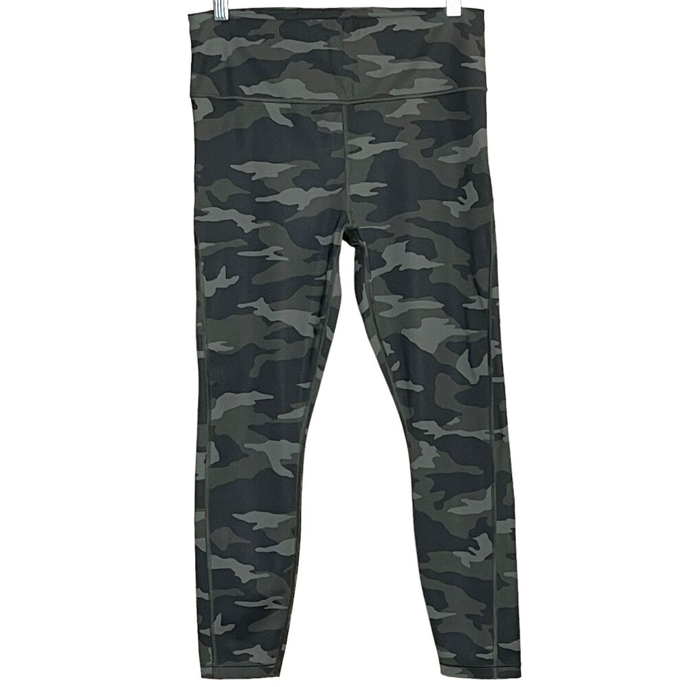 Athleta Ultimate 7/8 Tights High Waist Camo Leggings Stash Pockets Size M - Picture 5 of 10